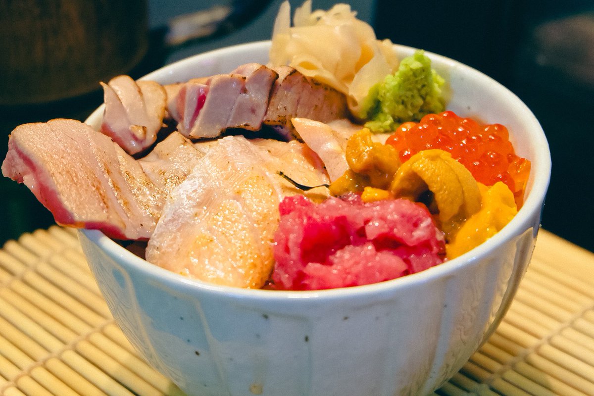 ____iam___mozu's tweet photo. 新橋に行ったら友達と行きたい
海鮮が信じられないくらい旨いお店がこちら https://t.co/ZBIavoRxYc