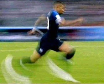 Mayweather: Wangu enda unorova show kuZimbabwe unofa nemari ndokutaurira.

Dababy: