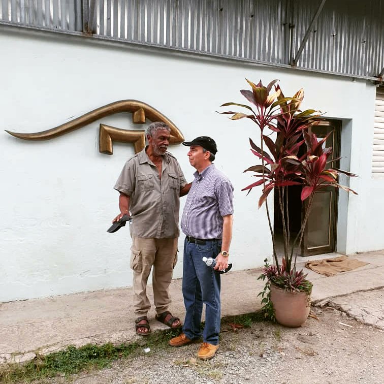 LescayAlberto's tweet photo. Nuestro amigo @RPolancoF Fuentes visita los Talleres Caguayo en San Luis. https://t.co/0fcFcvehLb