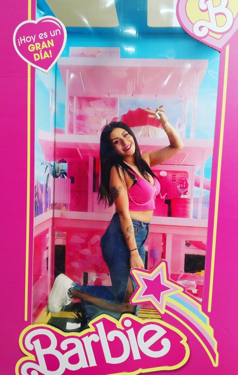Mileedance's tweet photo. @Barbie  #Barbie https://t.co/XwYJ81j5c6
