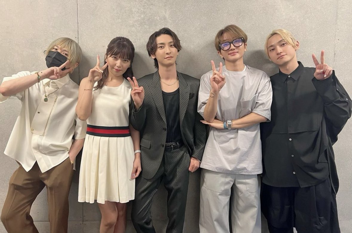Shinaaa___446's tweet photo. 真ちゃんがさ、アーティスト活動再開って事はよ、AAAも活動再開するってことよね！？期待していいのかい？👀🌈 https://t.co/qaPcZzNb5N