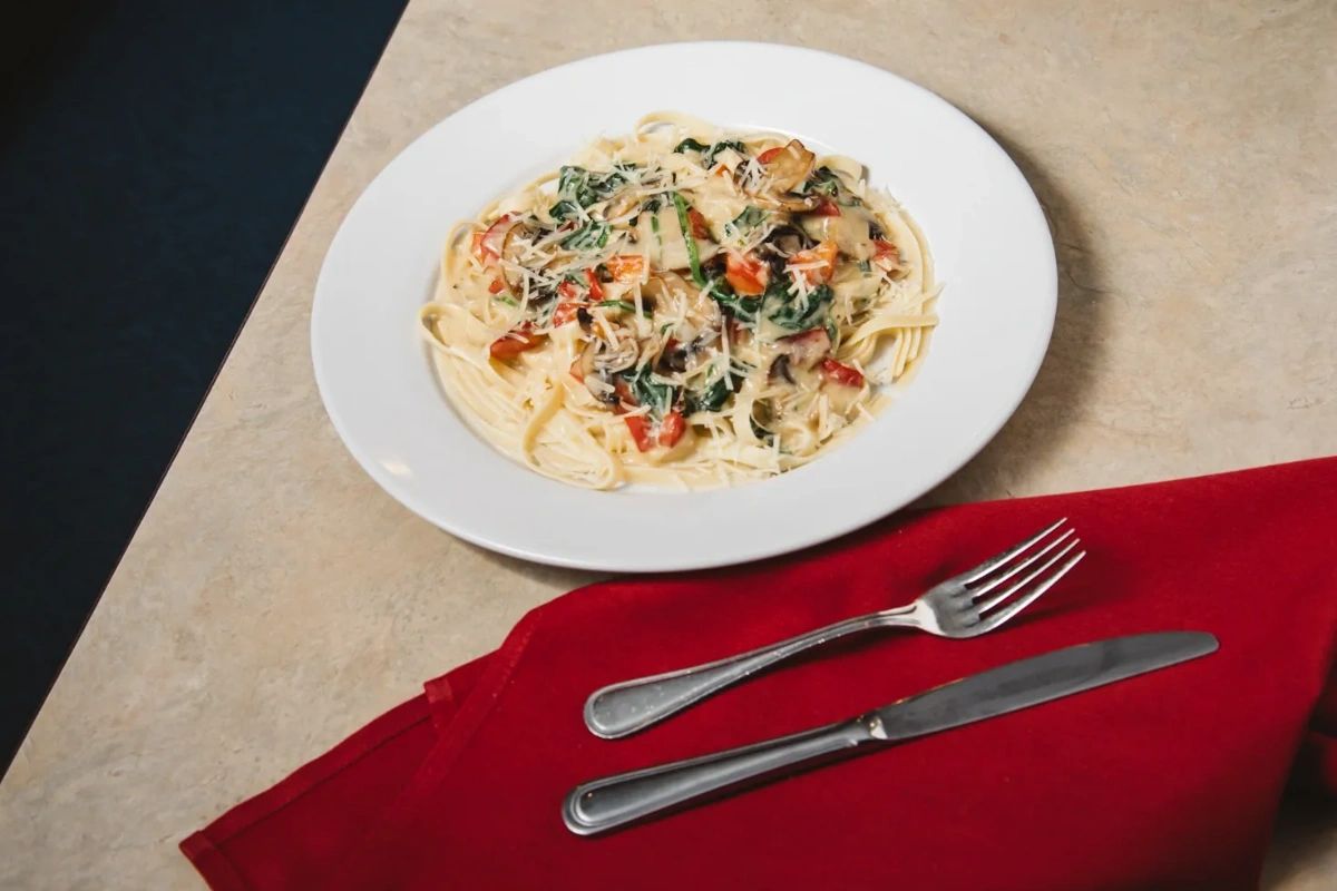 heritagerestaur's tweet photo. Today's forecast: Our signature hearty recipes with a 100% chance of satisfaction. https://t.co/IIOxq0DrQx