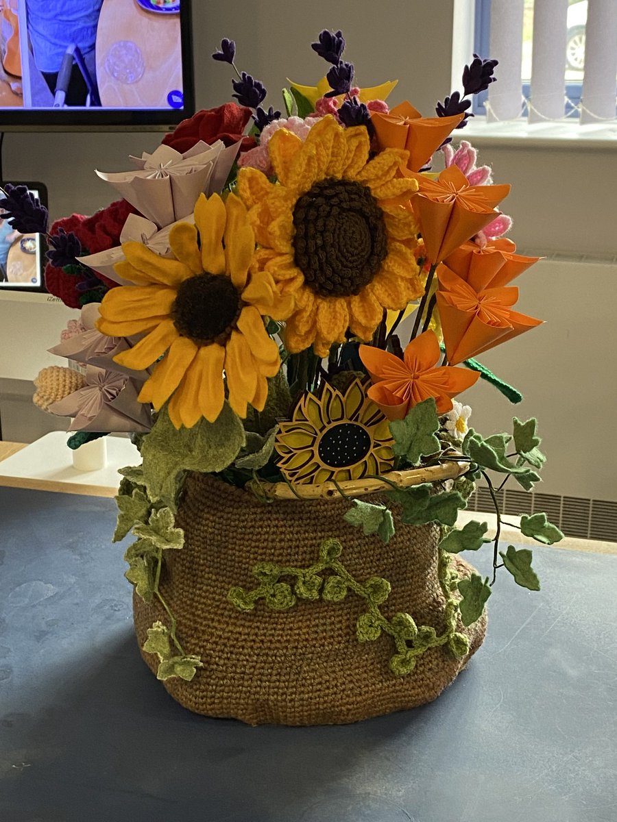 DisInitiative's tweet photo. A massive thank you, to both Caroline from #CamberleyCoop James from #iPosters Club for the incredible mixed media flower bouquet donation. This has taken pride of place in our reception area for everyone to enjoy. https://t.co/53x9n5Lq1z