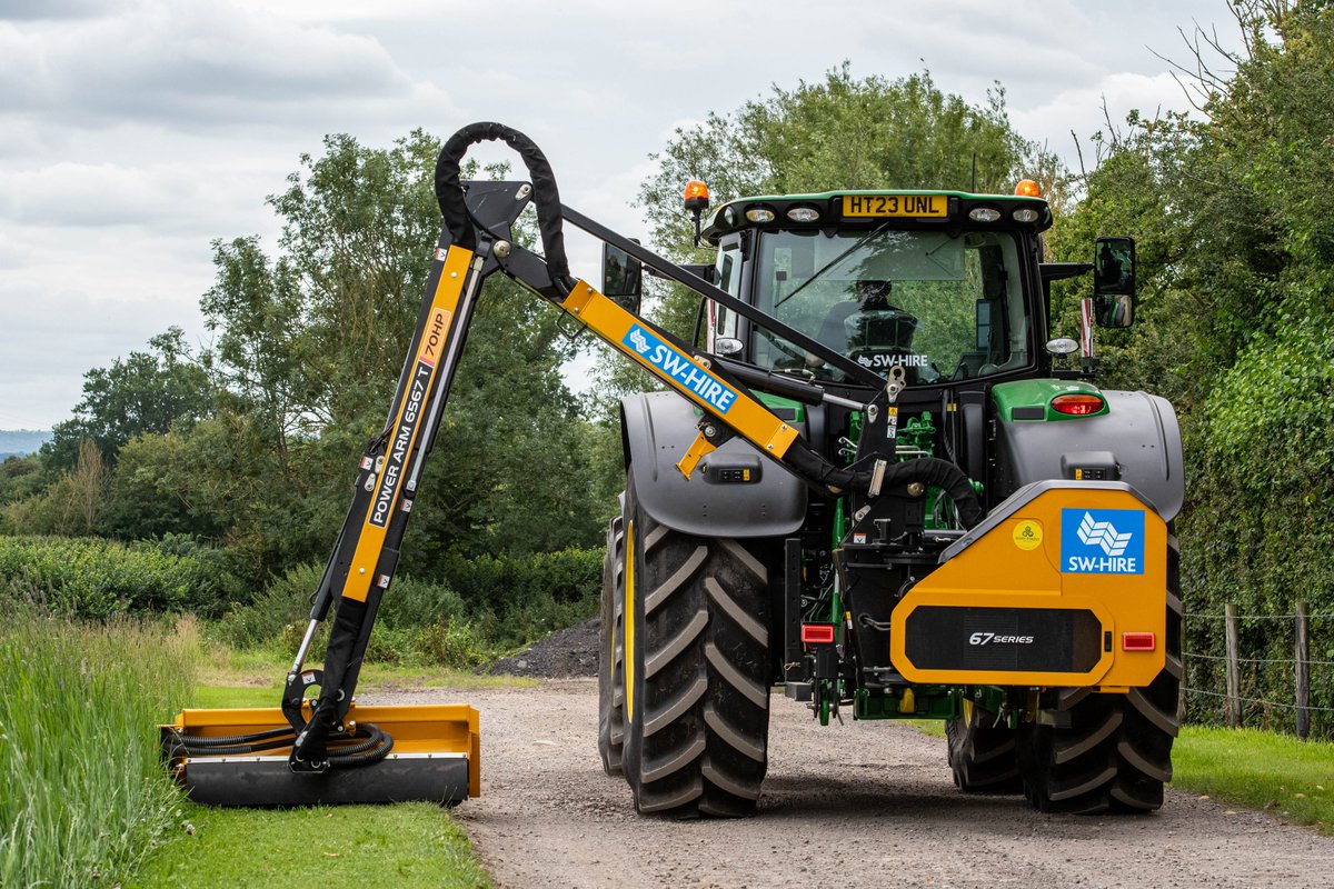 SWHire's tweet photo. Brand new McConnel PA6567T and 6R 215 supplied by @HuntForestGroup  - 6.5m telescopic reach with a 1.2m head. 

https://t.co/hjAKz5RdDf | 01249 730927 | hire@sw-hire.co.uk

#tractorhire #JohnDeere #agriculture #hedgecutter #hedgetrimmer #vergetrimming #McConnel #hire https://t.co/5xFcjQyudv