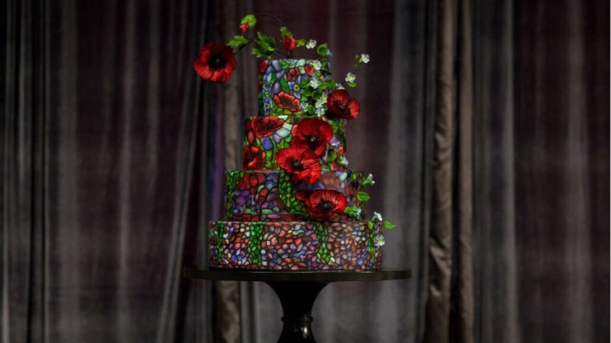Owed by Alex Narramore `12, "THE MISCHIEF MAKER is a cake business based in Lexington, Kentucky that specializes in exquisitely crafted one-of-a-kind wedding cakes..."

Read more and salivate a little: loom.ly/GP2d5Ek

#NorseOwnedBusiness #RealSuccess #NorseUpForever