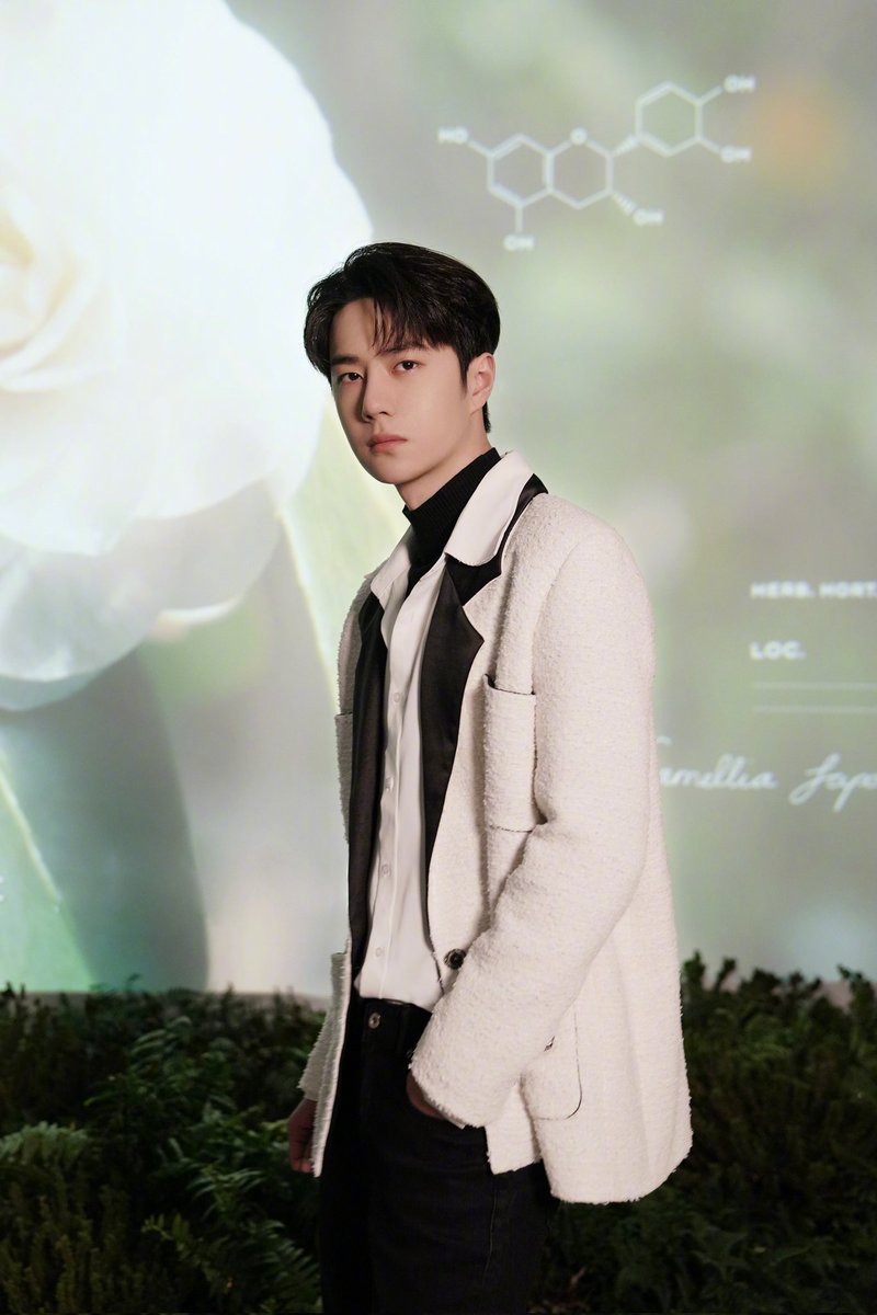 C_mandraa's tweet photo. #WangYibo yakinkan penggemar stlah timnya melaporkan dia tdk dpat menghadiri road show film #OneandOnly di Changsha hari ini krn tidak enak badan.
“Bukan krn pekerjaan trlalu melelahkan shingga merasa tdk enak badan, bukan msalah besar, akan segera sembuh. Smg semua orang sehat!” https://t.co/fmhcuthTXA