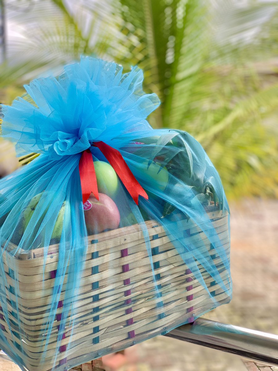 TheHephzibahCo's tweet photo. Fruit Baskets are thoughtful and voluminous gifts
Price :N15,000
π Lagos and port Harcourt Daily delivery
Link in Bio to order
IG treasureGoodiesng
Please Retweet my clients are on your TL
#BBNaijaAllStars #Fruithamper #Giftsinlagos #HampersinNigeria https://t.co/HHpUZOuFs6