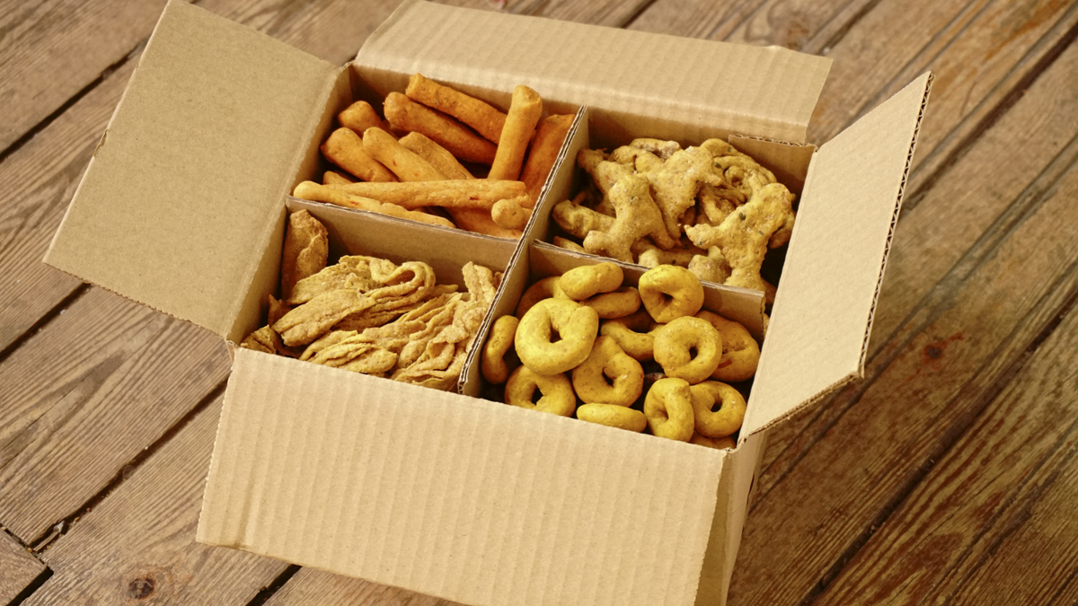 InfoHundsfutter's tweet photo. #Natuurlijke #gezonde #vegan #hondensnacks #hondensupersnacks #hondenmenu's in #grootverpakkingen voor #online shoppen als #bijdrage aan een #gezond #hondenleven een #wereld #zonder #dierenleed op een #leefbare #planeet. https://t.co/aOAoXzV6Md
