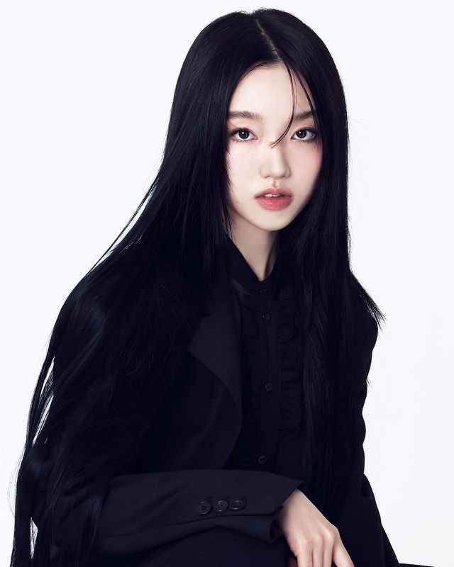 loonapress's tweet photo. [IG] 230726 #Gowon on photographer mu_gung Instagram update #1 

#이달의소녀 https://t.co/mq6avewzfp