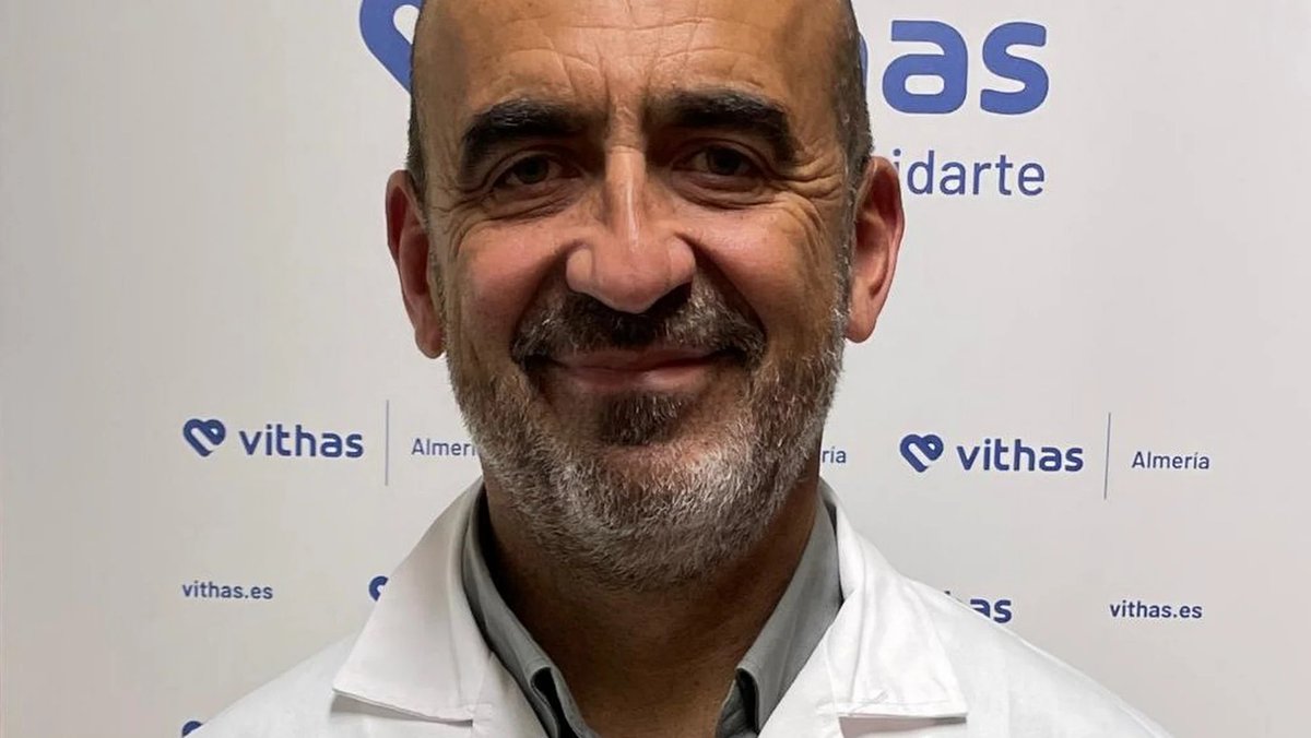 angelgargar's tweet photo. #Fibromialgia:Un complejo síndrome crónico incomprendido y sin tratamiento curativo.
El Dr.García Feito,especialista en Reumatología dl Hosp. Vithas Almería, reafirma la importancia d crear conciencia en la sociedad sobre esta condición q afecta a millones d pacientes en el mundo https://t.co/5dyZyUomaL