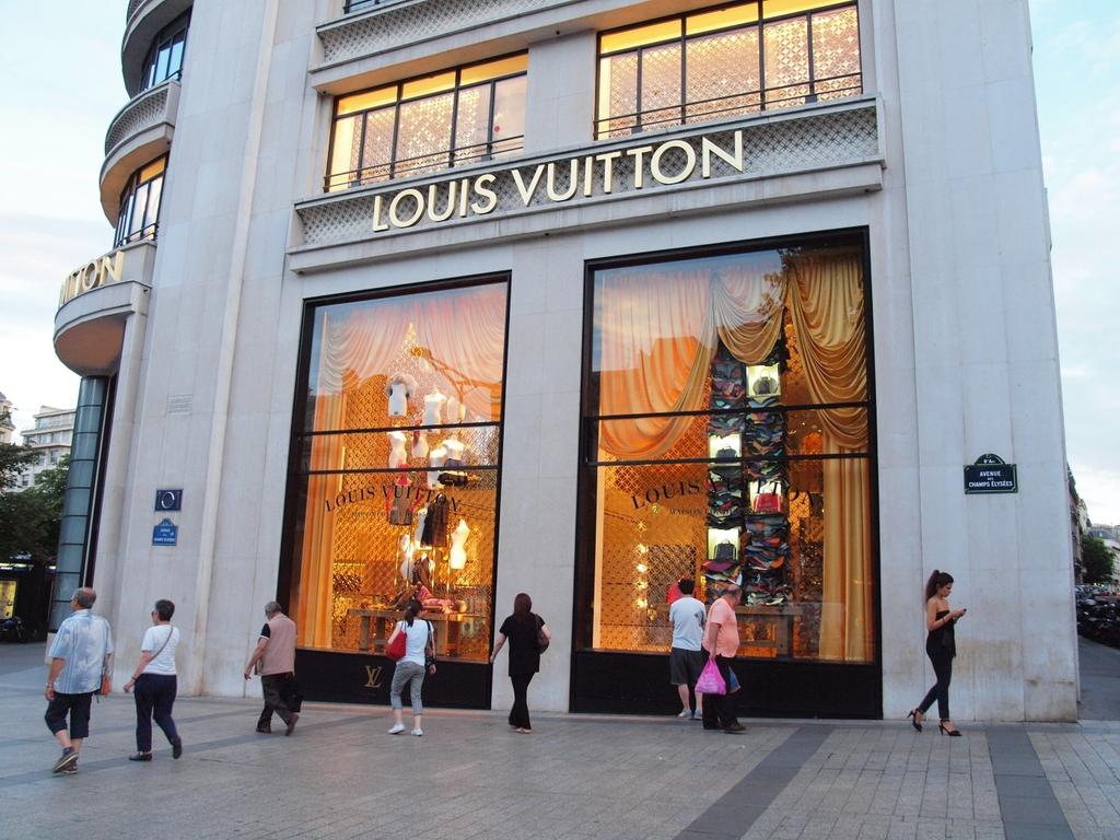 LVMH shares fall as second-quarter sales fail to impress