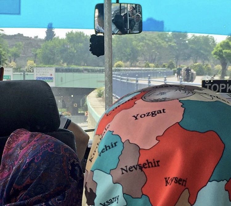 Teyze ülkeyi bu kadar kafana takma