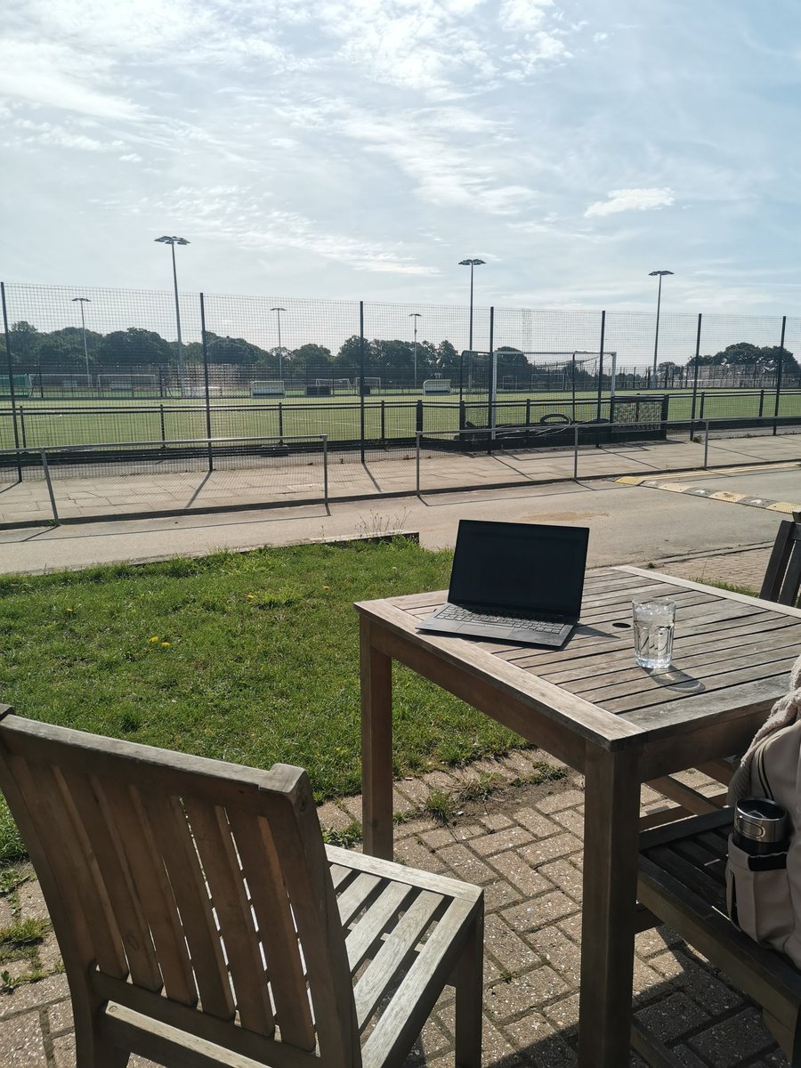 Dr Emma Thurston tweet media