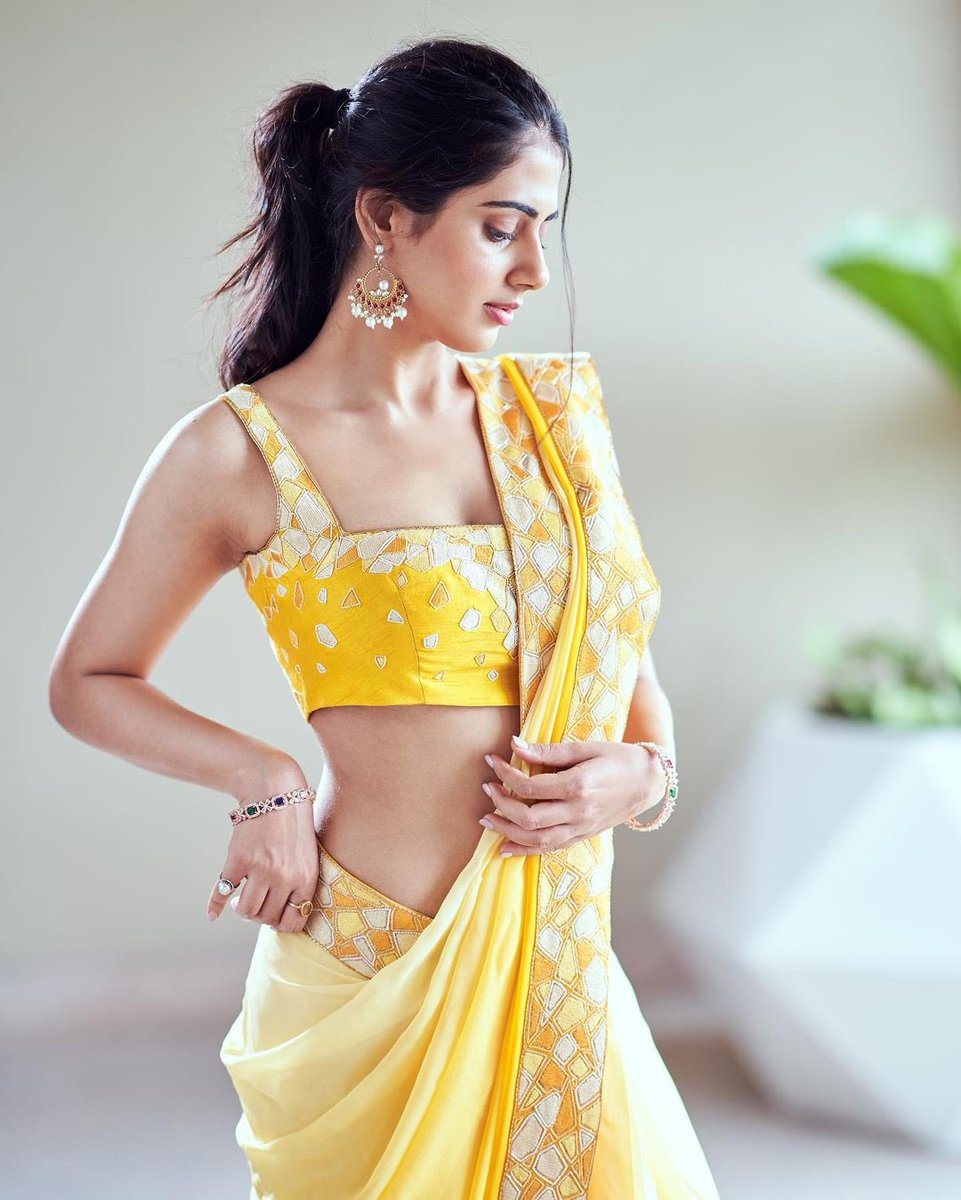 filmcrazymedia's tweet photo. Adorable Latest Clicks of @gehna_sippy ♥️😍
#GehnaSippy #Filmcrazy https://t.co/cnaGi68cuq