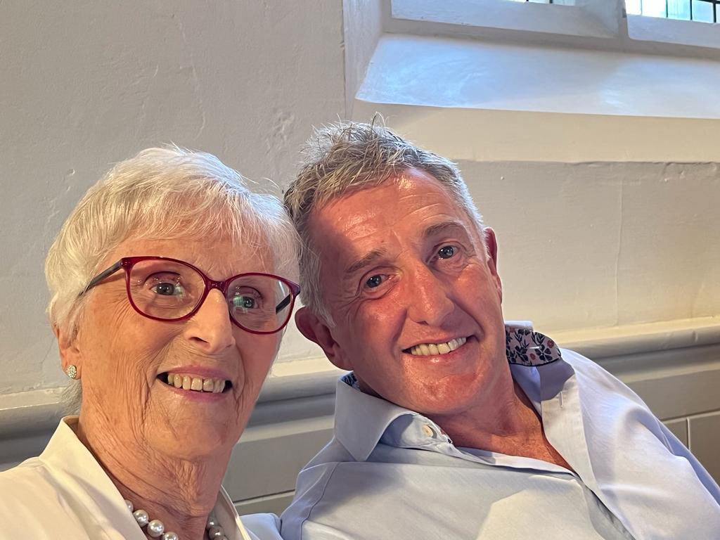 Jonathan Davies CBE tweet media