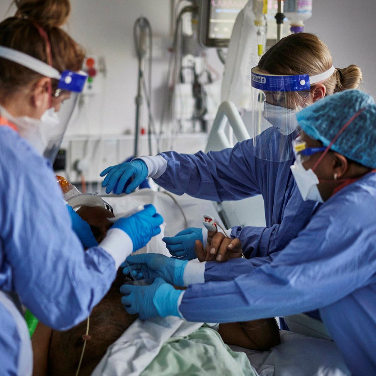 The people who’ve had pay rises in line with inflation vs the people who haven’t: