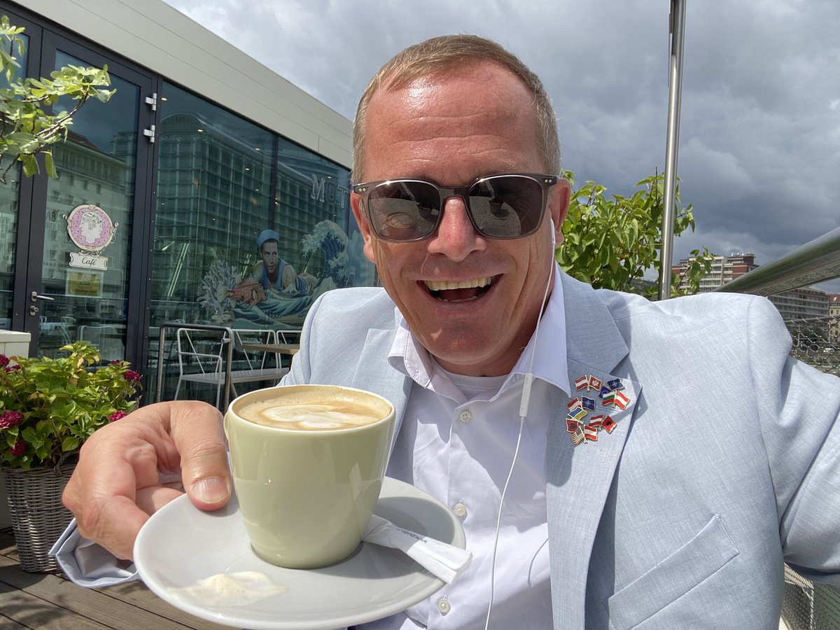 GunterFehlinger's tweet photo. Vienna Coffee ☕️ is excellent, only Kosovo 🇽🇰 has better coffee than Vienna 
Why can the rest of Balkans not learn Coffee ☕️making from Austria 🇦🇹 and Kosovo 🇽🇰 ? https://t.co/oZHt5dPlFq