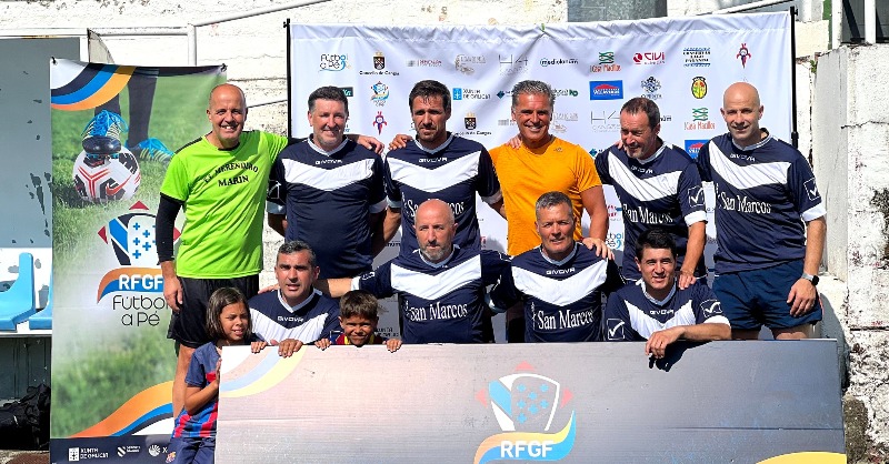 futgal's tweet photo. 🔝 Outro ÉXITO do @FutbolAPe!! 

👏 Un total de 12 equipos participaron na segunda edición do "Torneo Concello de Cangas - Memorial Claudio González"

🚶 Seguimos camiñando...