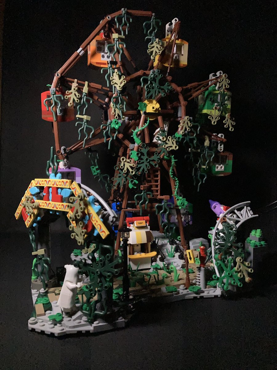 #幽霊の日　
なので幽霊達が遊ぶ遊園地を
#LEGO
