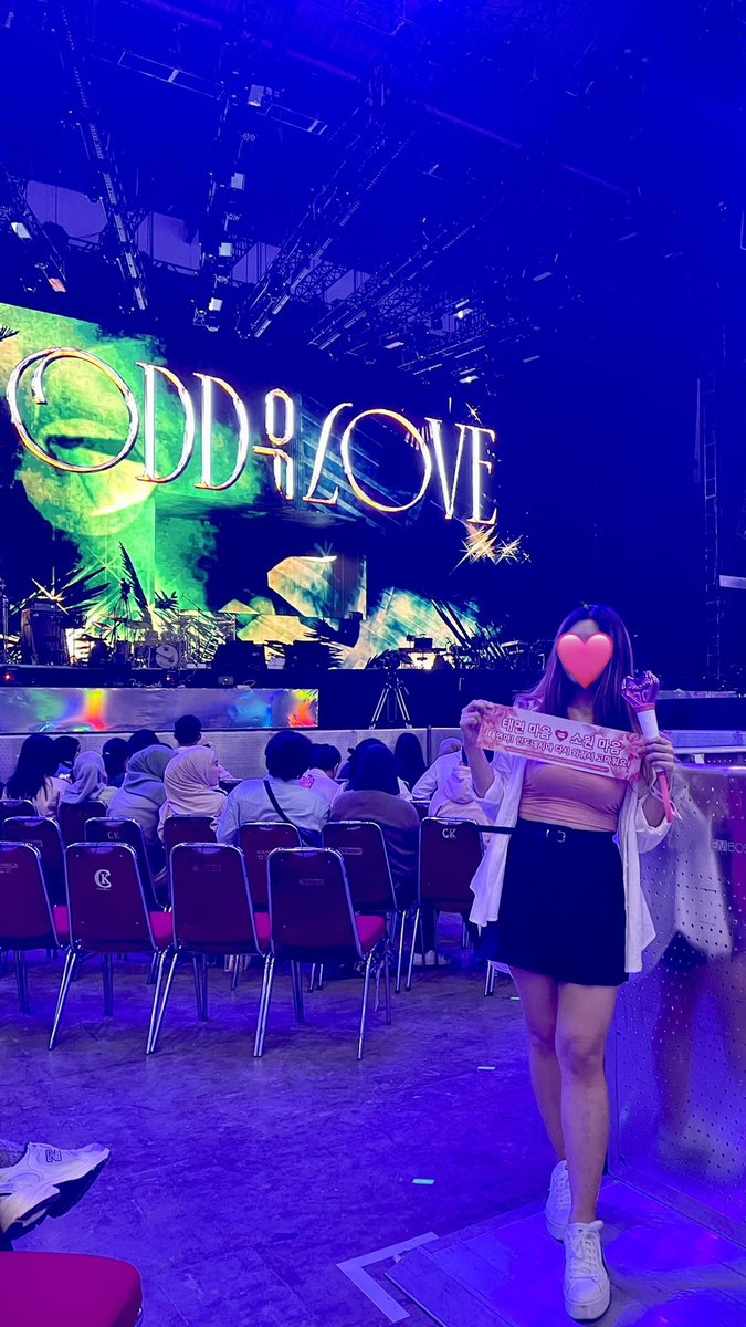 loeydeux's tweet photo. this year's concert recap ππ©·
#BackToBackJakarta
#TheODDOfLOVE_in_JAKARTA https://t.co/NFx0ZxBw0Q