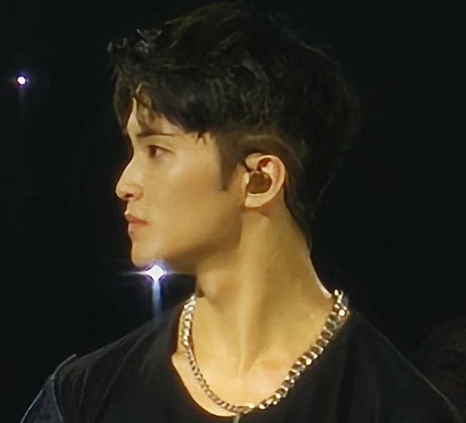 Jealously 

; Mark few tweets au