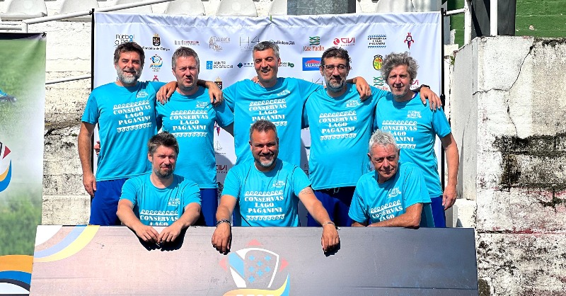 futgal's tweet photo. 🔝 Outro ÉXITO do @FutbolAPe!! 

👏 Un total de 12 equipos participaron na segunda edición do "Torneo Concello de Cangas - Memorial Claudio González"

🚶 Seguimos camiñando...