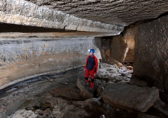Costa_Almeria's tweet photo. 📣🌍 ¡Ven y explora un tesoro escondido en Almería: las Cuevas de Sorbas! 

🕳️✨ Admira la asombrosa belleza de estas cuevas subterráneas, esculpidas a lo largo de siglos por la naturaleza. Descubre pasadizos intrigantes y maravíllate con sus formaciones únicas.

#CostaDeAlmería https://t.co/Y16k8dJht4