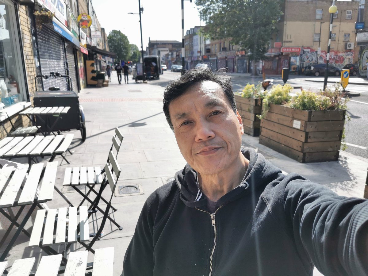 Got time this morning to sit outside a coffee  shop, drink coffee and watch people walk by. Back at my base 1am after #filming in #ealing  Up at 6 to go workout. I'm crazy! Should have slept longer😲 #relax #actorslife #fitnesslifestyle #televisionseries #BethnalGreen #London