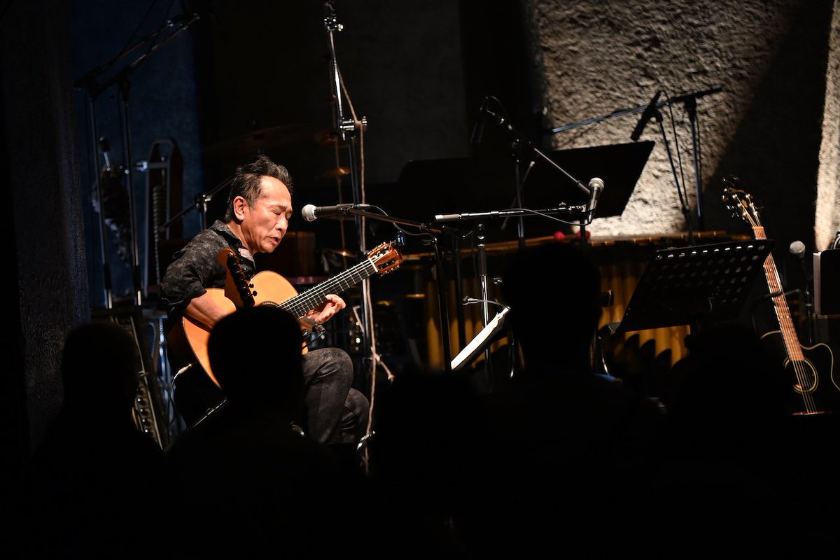 Jadranka_japan's tweet photo. 24日のお客様の声③
クリムゾンストリングスに痺れた!
超絶技巧!coba さんと鬼怒無月さんの演奏スピードは圧巻!
まさにサムライ!
7/30(日)20時迄
配信チケット販売
https://t.co/8fVCZLWrhw…
#jadranka
#Ayuo
#稲葉美和
#鬼怒無月
#coba
#坂下忠弘
#坂田美子
#佐久間順平
#高良久美子 https://t.co/ebinyXaCl9