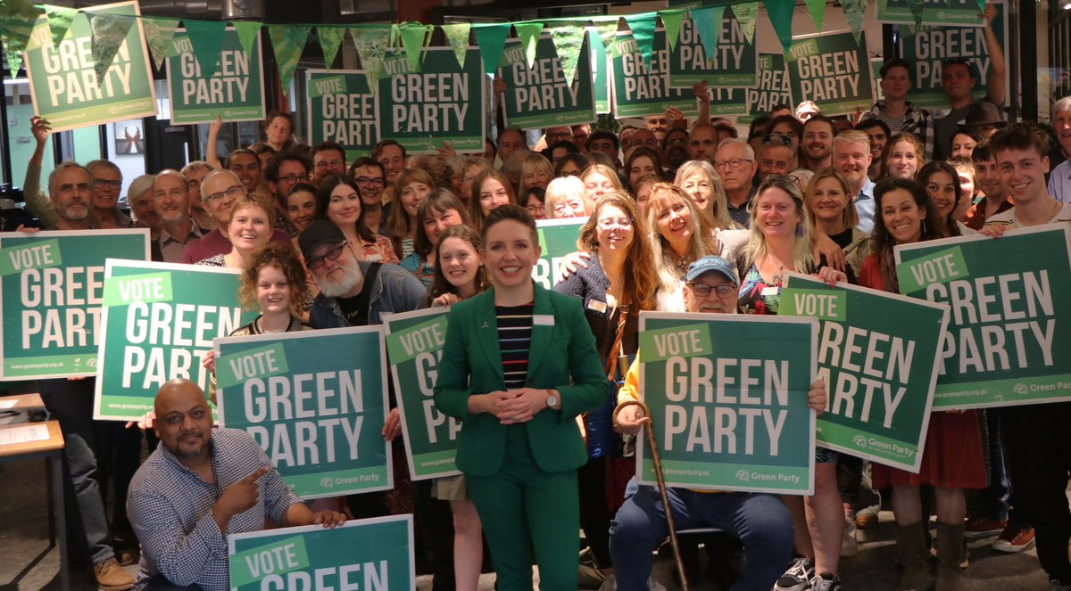 What an evening we had at the #TeamCarla launch party last night! If you missed it, you an still help elect @carla_denyer as MP for Bristol Central - sign up to the #TeamCarla WhatsApp to learn how 💚tinyurl.com/JoinTeamCarla