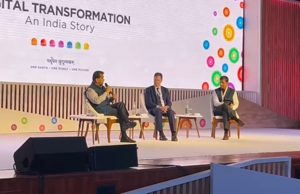 Amitabh Kant- India is the only place where PhonePe competes with Gpay and beats it.
@amitabhk87 @PhonePe @_DigitalIndia
#meta #DigitalIndia #digitalpay #G20India #technology #ArtificialIntelligence #upi https://t.co/ej7UZMhVS1
