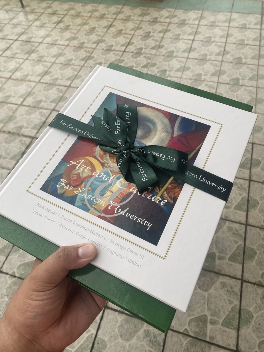 Tokens from the FEU Alumni Foundation. Appreciated the invite. Congratulations again to the new Medical Technology graduates of FEU!~ https://t.co/xEVt0pV0Ru