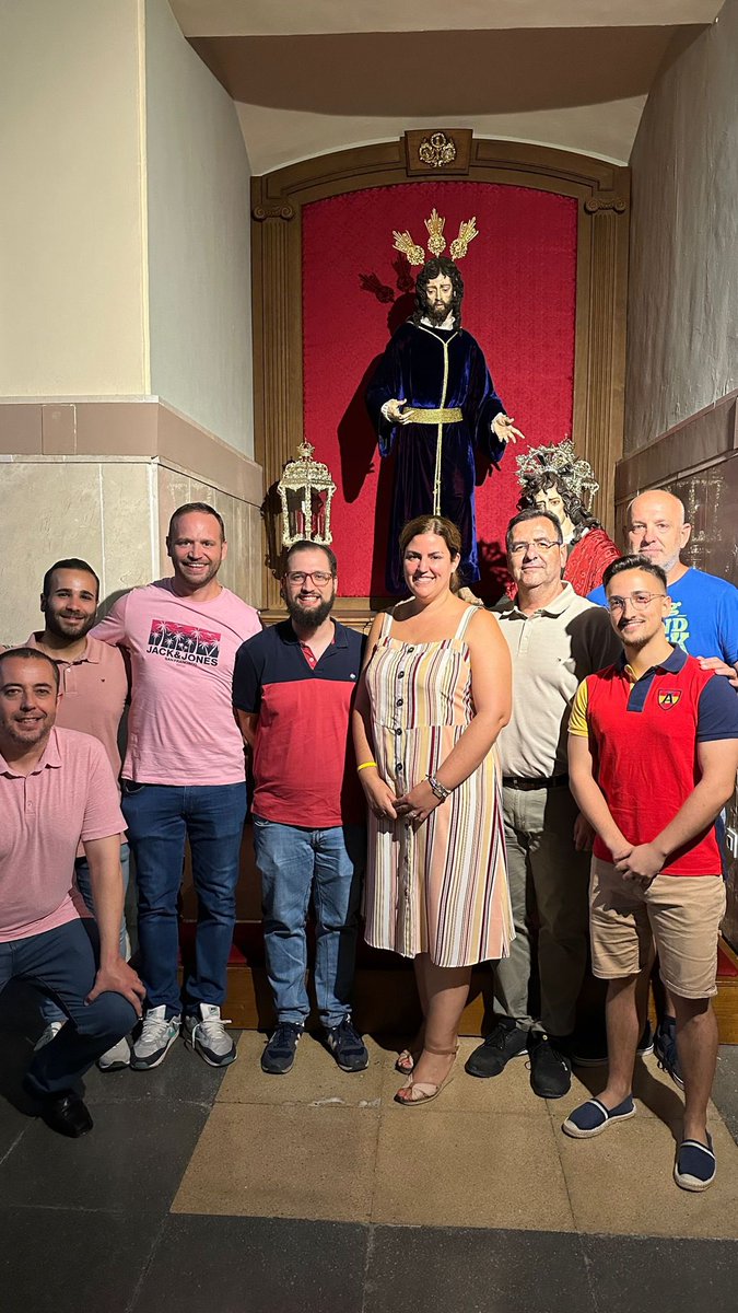 AMCRISTODGRACIA's tweet photo. ¡Y terminamos nuestros anuncios de renovaciones con una muy especial! 👇🏼

📍 𝗔𝗖𝗨𝗘𝗥𝗗𝗢 𝗗𝗘 𝗥𝗘𝗡𝗢𝗩𝗔𝗖𝗜𝗢𝗡 con @HdadPerdonJaen para el próximo Miércoles Santo 2024

Volveremos a fundirnos con el compás y el son de ᴇʟ ᴀᴍᴏʀ ᴅᴇʟ ꜱᴀɴᴛᴏ ʀᴇɪɴᴏ 🎶 https://t.co/KFMV7v2NWc