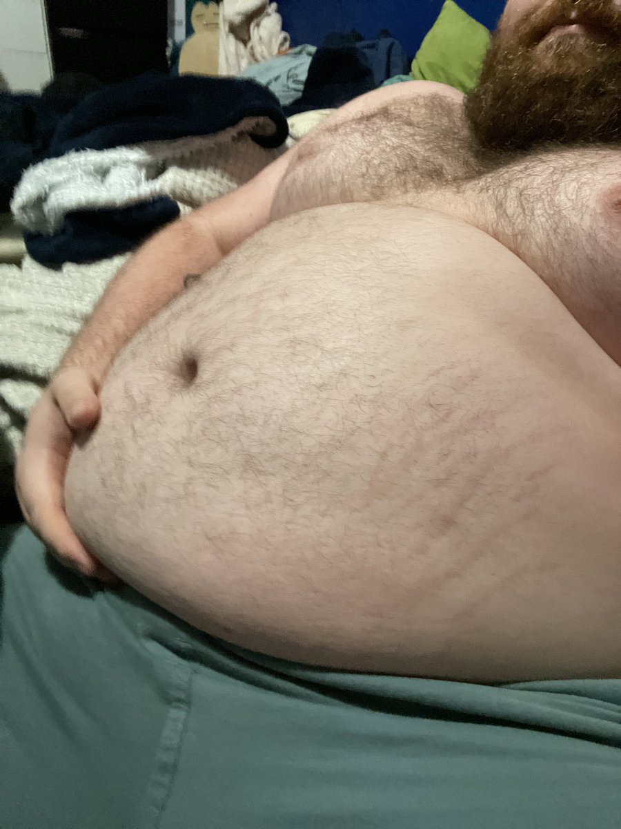 PupStomps's tweet photo. it’s still tuesday in america so i’m technically not too late for tummy tuesday https://t.co/cIYabwKmaB
