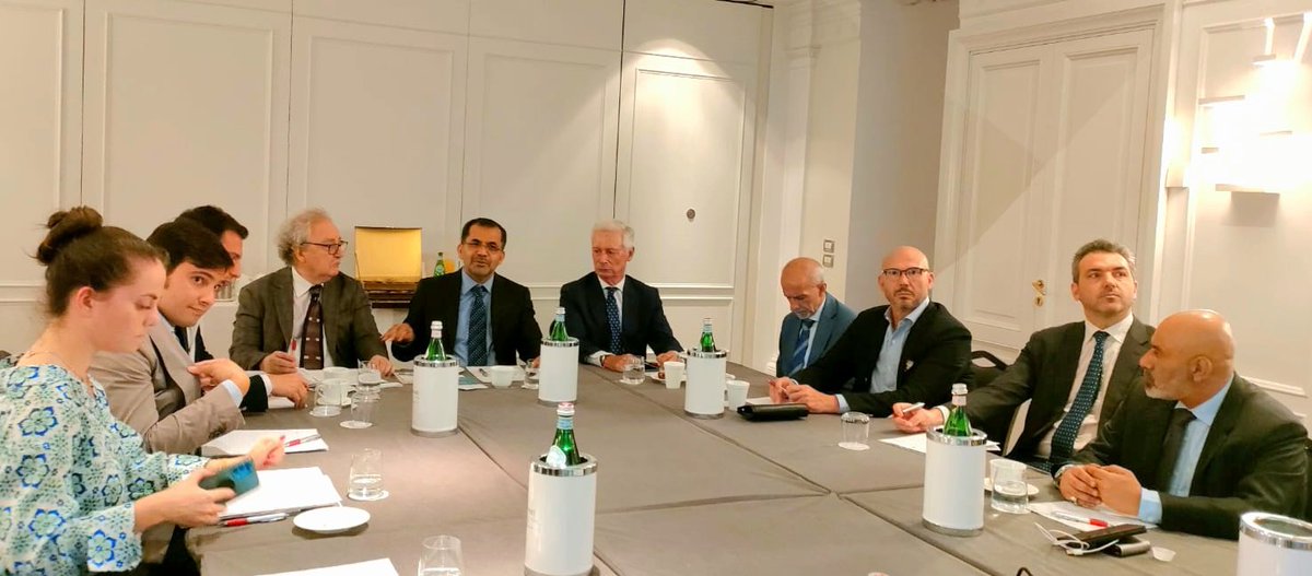 MAFWR_OM's tweet image. التقى معالي الدكتور وزير الثروة الزراعية والسمكية وموارد المياه على هامش مشاركته في قمة الأمم المتحدة للنظم الغذائية بروما وبحضور صاحب السمو السيد سفير سلطنة عُمان لدى الجمهورية الإيطالية بعدد من المستثمرين الإيطاليين.
#UNFSS2023