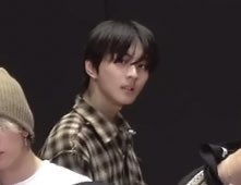 เกาหลีมันร้อนไม่พอใช่มั้ย เลยต้องฮอตแบบนี้