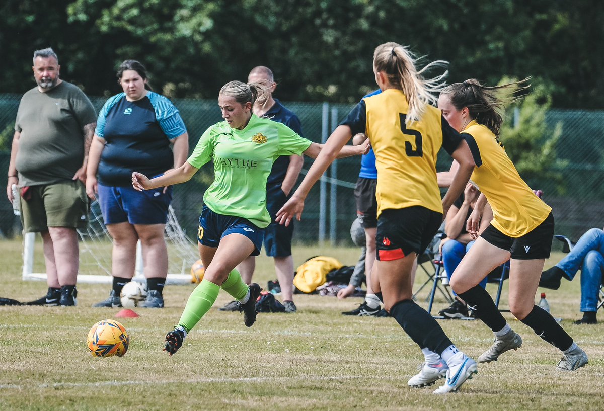 Match Action 📸  

Reserves vs @CrawleyAFCW 

By <a href="/DaveBurtPhotos/">Dave Burt</a>