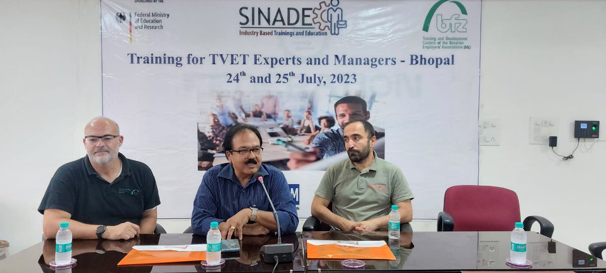 federation_m's tweet image. FEDERATION  workshop   held on 24th and 25th July 2023 at the Federation's office. Two German experts will conduct a session on "Profiling of the Trainees."    
FEDERATION Secretary Mr. Praveen Acharya, attended the training program.
#FMPCCI #mpmsme #mpsidc #drrsgoswami #SINADE