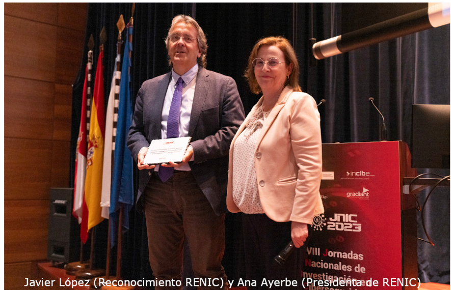nics_lab's tweet photo. 🏆 El director de @nics_lab, Javier López, recibe el reconocimiento especial por su trayectoria e implicación en #RENIC por su labor como presidente desde 2018 a 2022.
+ info: https://t.co/3KHKnGVo5L https://t.co/p89CHVSVs9
