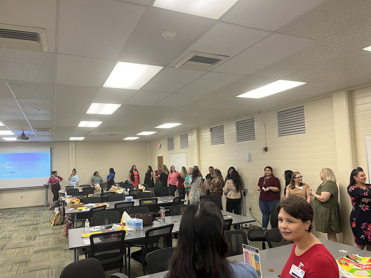 EmSchellinger1's tweet photo. @CCISD New Hires have a promising year ahead of them! 💫🎉 It was a great morning presenting to Elementary Teachers on how to have a successful first 20 Days of School and @ckhflippengroup strategies! #ccisdstrongertogether https://t.co/tY1Xr9FP9o