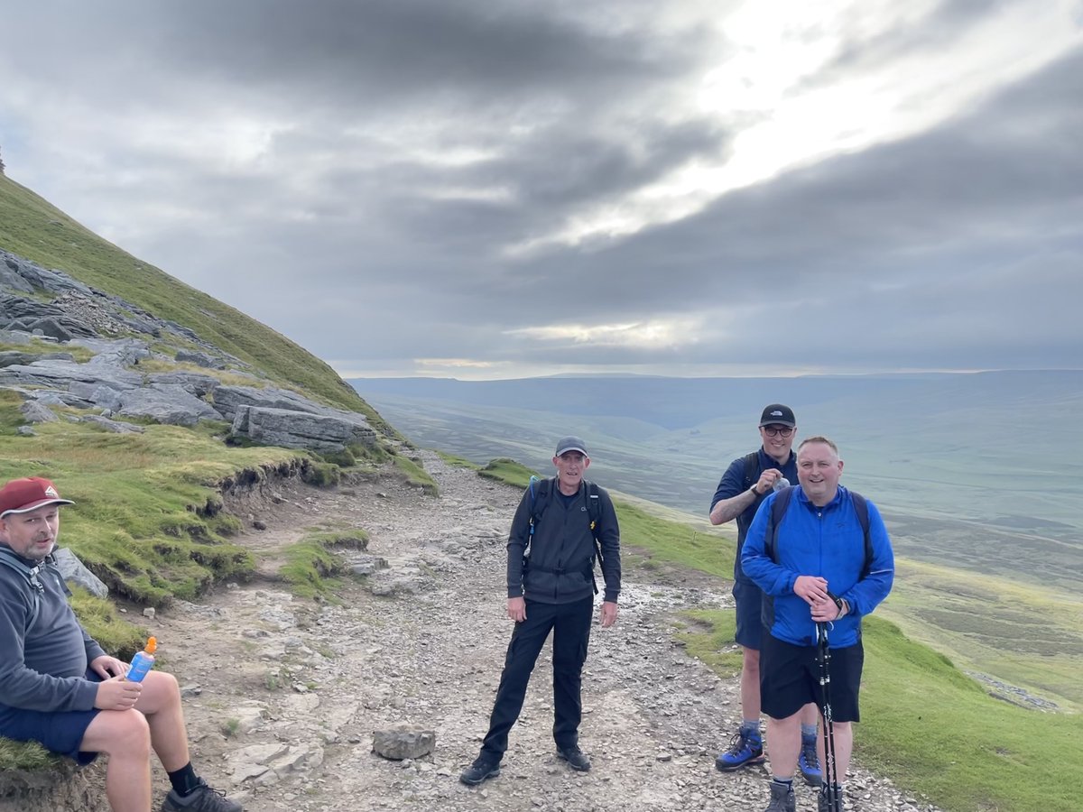 cefonline's tweet photo. CEF Bradford & Nelson Group completed the Yorkshire Three Peaks, raising Β£9,985 for Macmillan Cancer Support! #TeamCEF conquered 2,153 meters of elevation & celebrated with a well-earned pint! #YorkshireThreePeaks #CEFBradford #CEFNelson #MacmillanCancerSupport @macmillancancer https://t.co/XfQ06e5Ozo