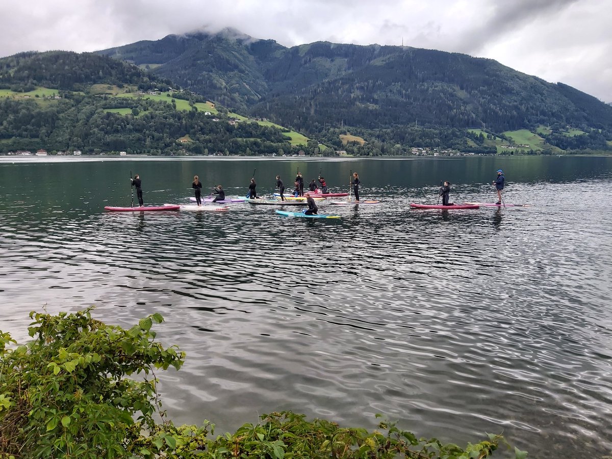 CHS_trips's tweet photo. CHS girls conquering zellersee😀 https://t.co/lypBHJ4lB3