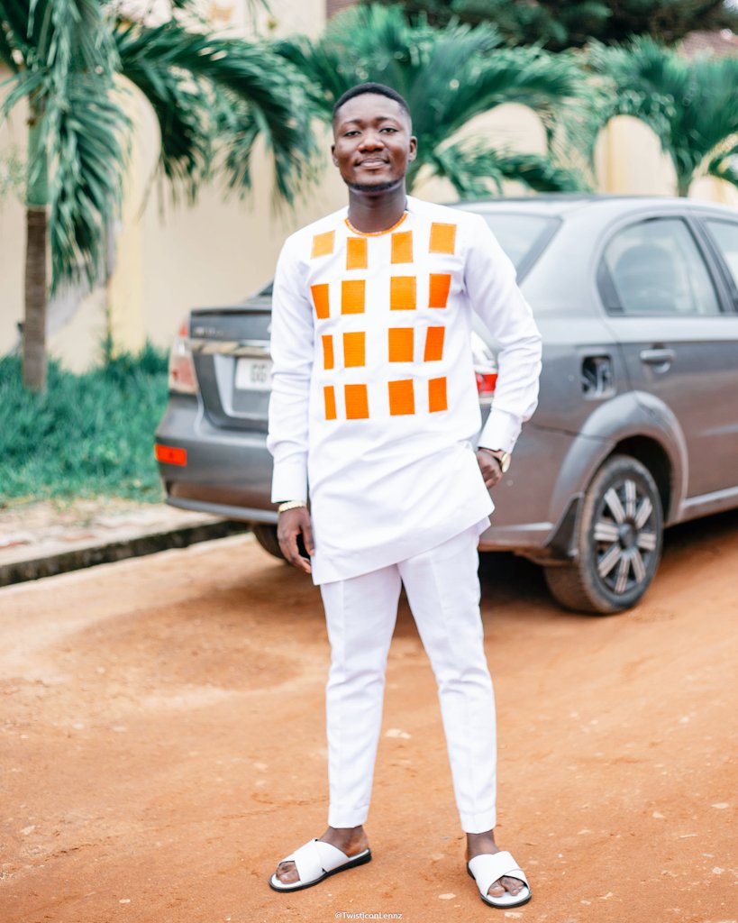 Kaftan from @Ministersklodin 

Slippers from @Localshoes_plug 

Thank you Lord 😊✅✅
#BuyFromMinistersKlodin
#BuyFromStunnerShoesGhana