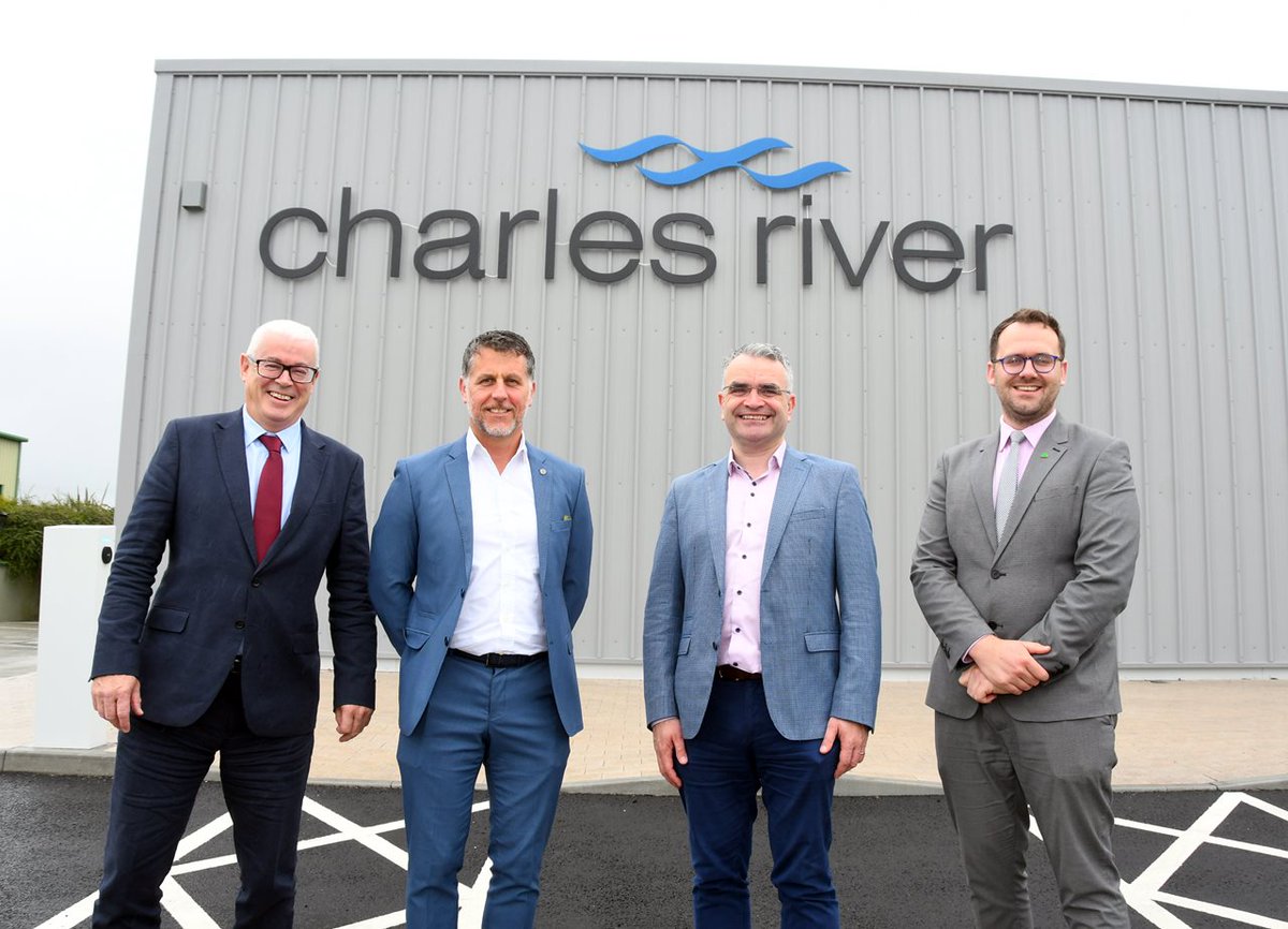 ChamberBallina's tweet image. Congratulations Liam McHale &amp;amp; the entire Team at
@CRiverLabs
on the official opening of their new €10m facility Ballina with Minister
@daracalleary
@DeptEnterprise
Charles River announce transition to #fourdayworkweek at #Ballina facility 
Read More
idaireland.com/latest-news/pr…