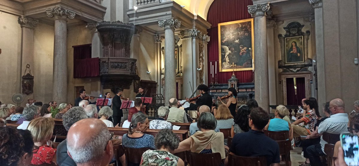 ConsulMexMIL's tweet photo. 🎉@ConsulMexMIL è lieto di annunciare che l'Orchestra🇲🇽 @AntiqvaM ha eseguito 2 concerti il 20 e il 21/7 a @LaStatale con grande successo
Il pubblico ha apprezzato le esibizioni  eseguite da talentuosi musicisti messicani
Ringraziamo @OrchestraUniMI per la preziosa collaborazione https://t.co/bc0i7GVIVz
