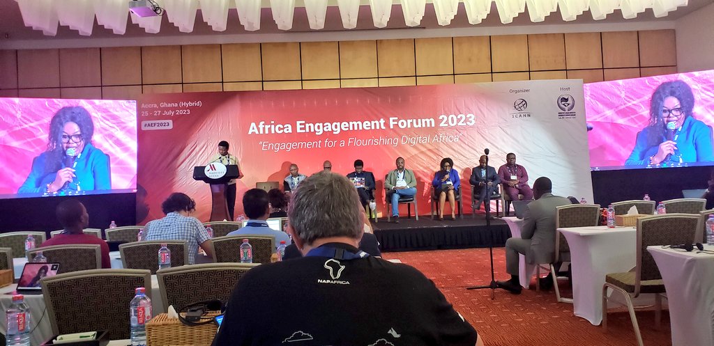 BELLOGaniath's tweet photo. Le panel 1 du jour 2 de l'Africa Engagement Forum 2023 vient de  finir. Un podium pour les représentants des organisations de soutien et comités consultatifs sur les processus d'élaboration de politiques de travail et sur les sujets d'actualités en Afrique. #AEF2023 #AFRALOGA23 https://t.co/CZUsGmNk3d