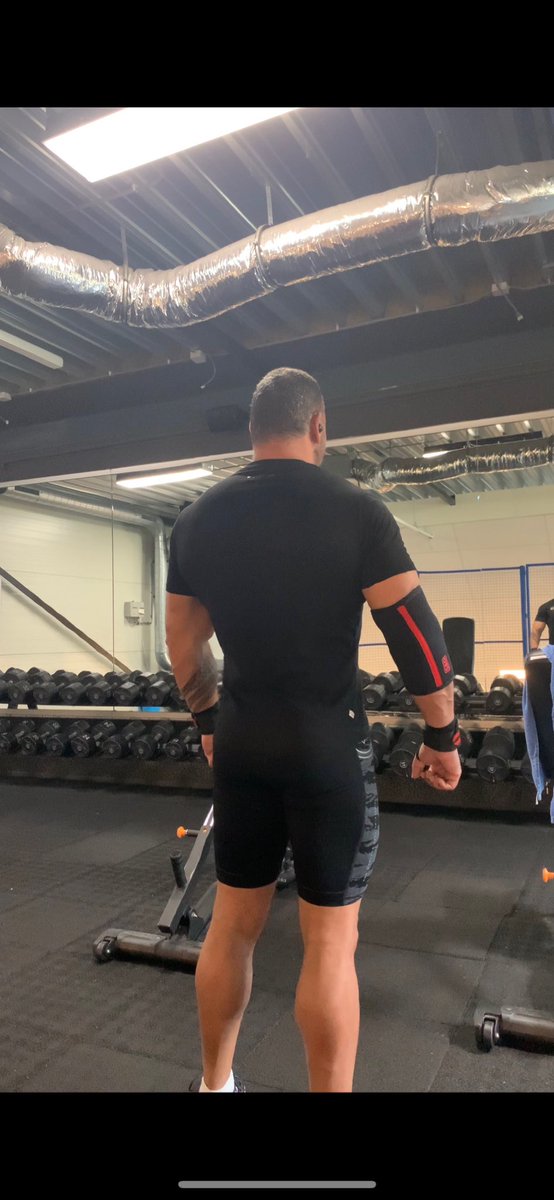 roidmusclelove1's tweet photo. Pick a weight 🏋️‍♂️

#beefybear #scruff #showerpics #bicep #ARMS #alpha #muscle #retweet #musclegrowth #inked #inkedmuscle #ROIDTEAM #ROIDLOVE #hornyasf #fitgay #AlphaTop #bicepflexing #himbo #jackedmuscle #beef #Beefcake #chest #dilf #muscleslut #Hugemuscle #thick #back https://t.co/JbZ49YxGDT