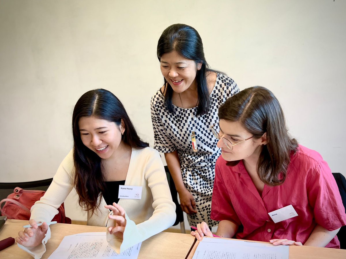 The #Japanese strand hard at work this morning ✍️📖 with workshop leader Hitomi Yoshio. #BCLT2023

📸 Photo: Anita Staff @ffatsatina