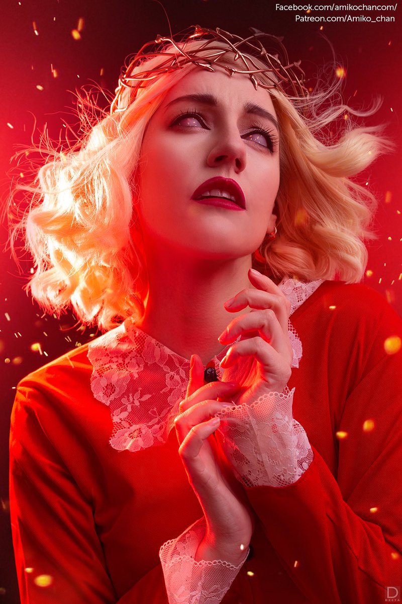 NinelNur's tweet photo. Yeah, it’s me as Sabrina Spellman.
And I will burn your hearts! ❤️🧡💛

#cosplay #sabrinaspellman https://t.co/GpOnhTpitK