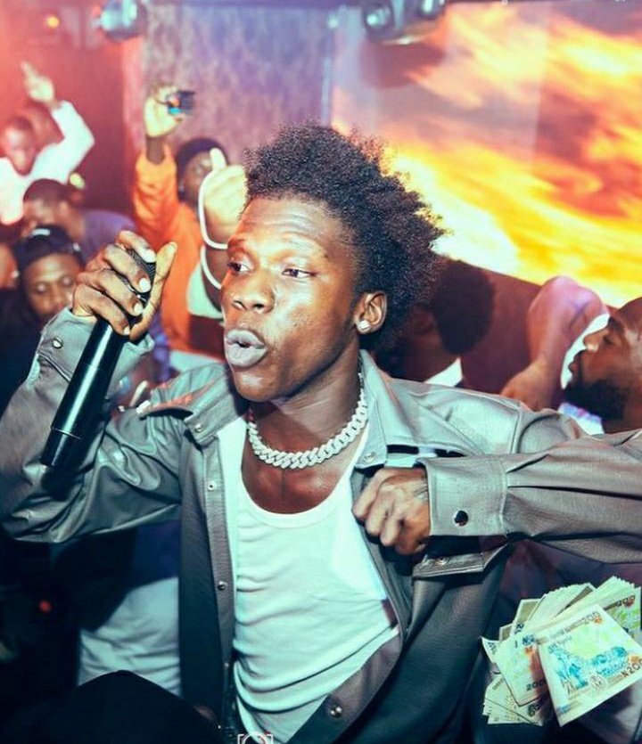 SeyiVibezChart's tweet photo. ��� | FUN FACTS [3/3]

• 5 out of 6 Seyi Vibez's projects on Audiomack have surpassed 100M streams each. 🚀
— Memory Card -EP has 64M

• Both the "Vibe Till Thy Kingdom Come" album and "Thy Kingdom Come" album haven't left Benin Top 5 Apple Music Album Chart since release. 🇧🇯😁 https://t.co/b5tpQNSSqa